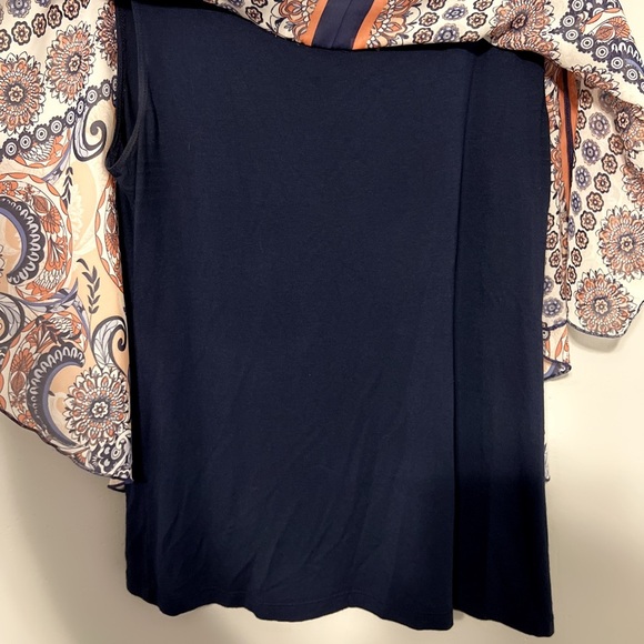 AGB Peach and Navy Patterned Poncho Blouse Top With Tank Lining Size Small - Picture 4 of 7